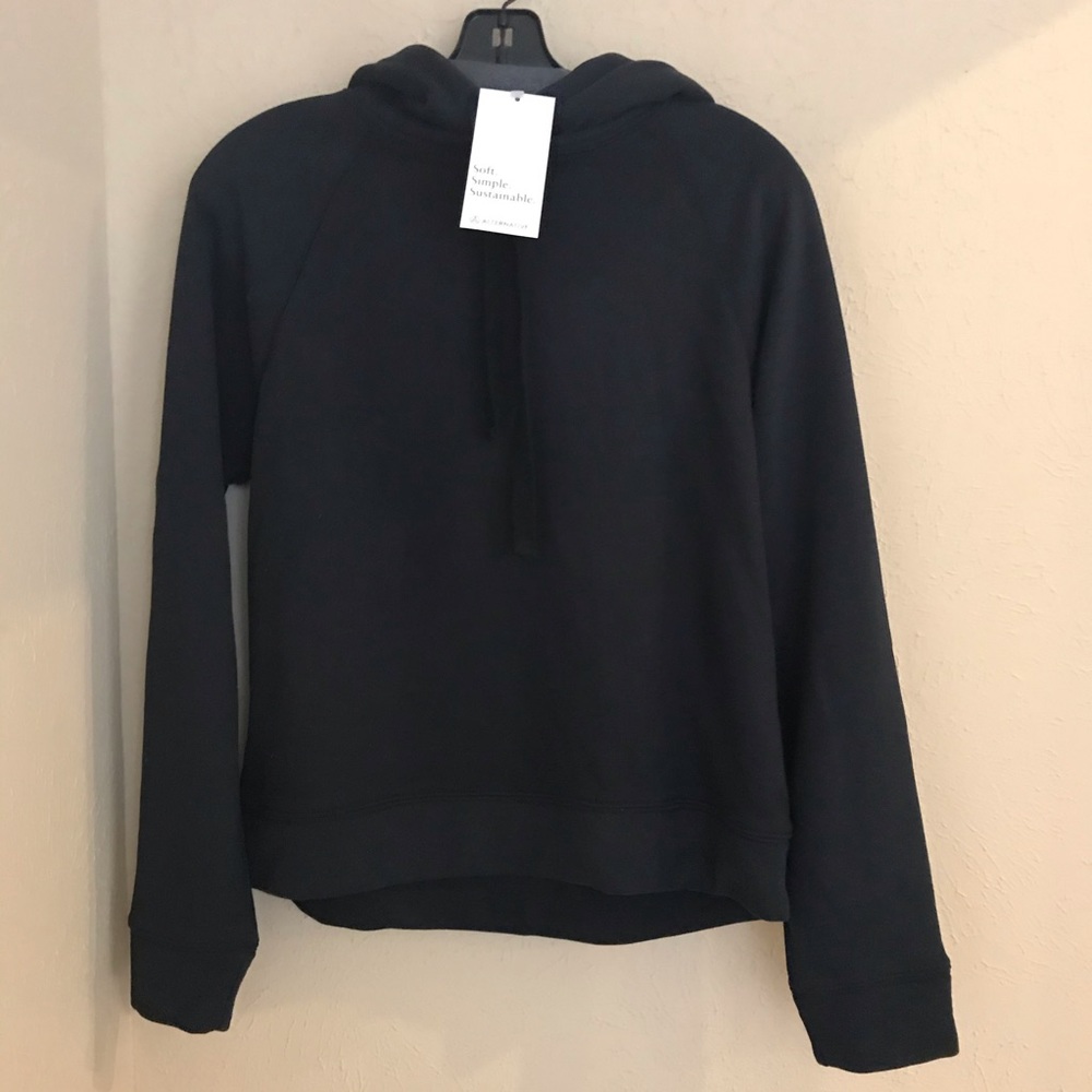 NWT ALTERNATIVE Brooklyn Raglan Hoodie
